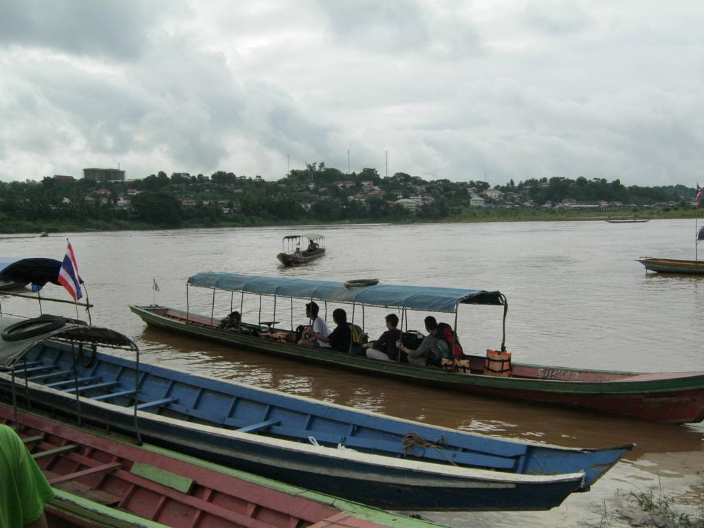 Mekong Crossing Chiang Khong - Laos