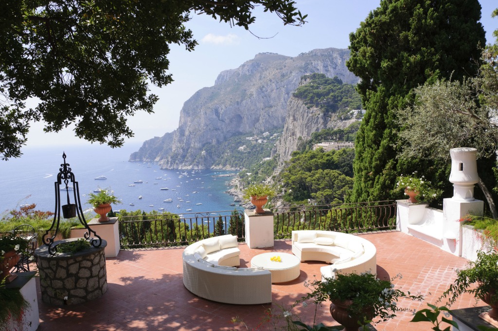 Capri Italy Travel Guide - A Vagabond Life