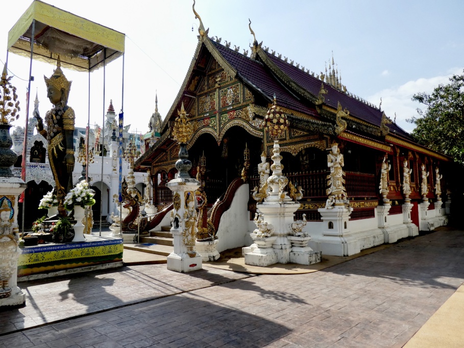 Thailand Chiang Rai Wat Mung Muang