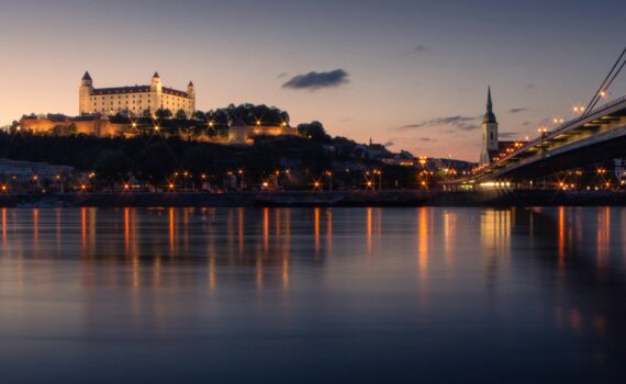 A Vagabond Life: Ultimate Travel Guide