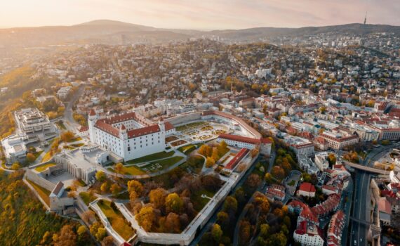 A Vagabond Life: Ultimate Travel Guide